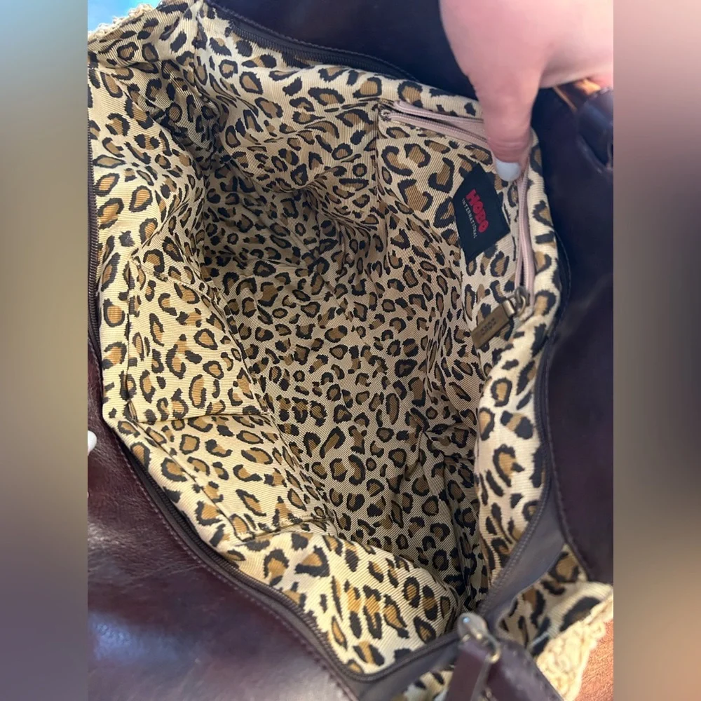 HOBO INTERNATIONAL HANDBAG W/BAMBOO HANDLES - Picture 7 of 10